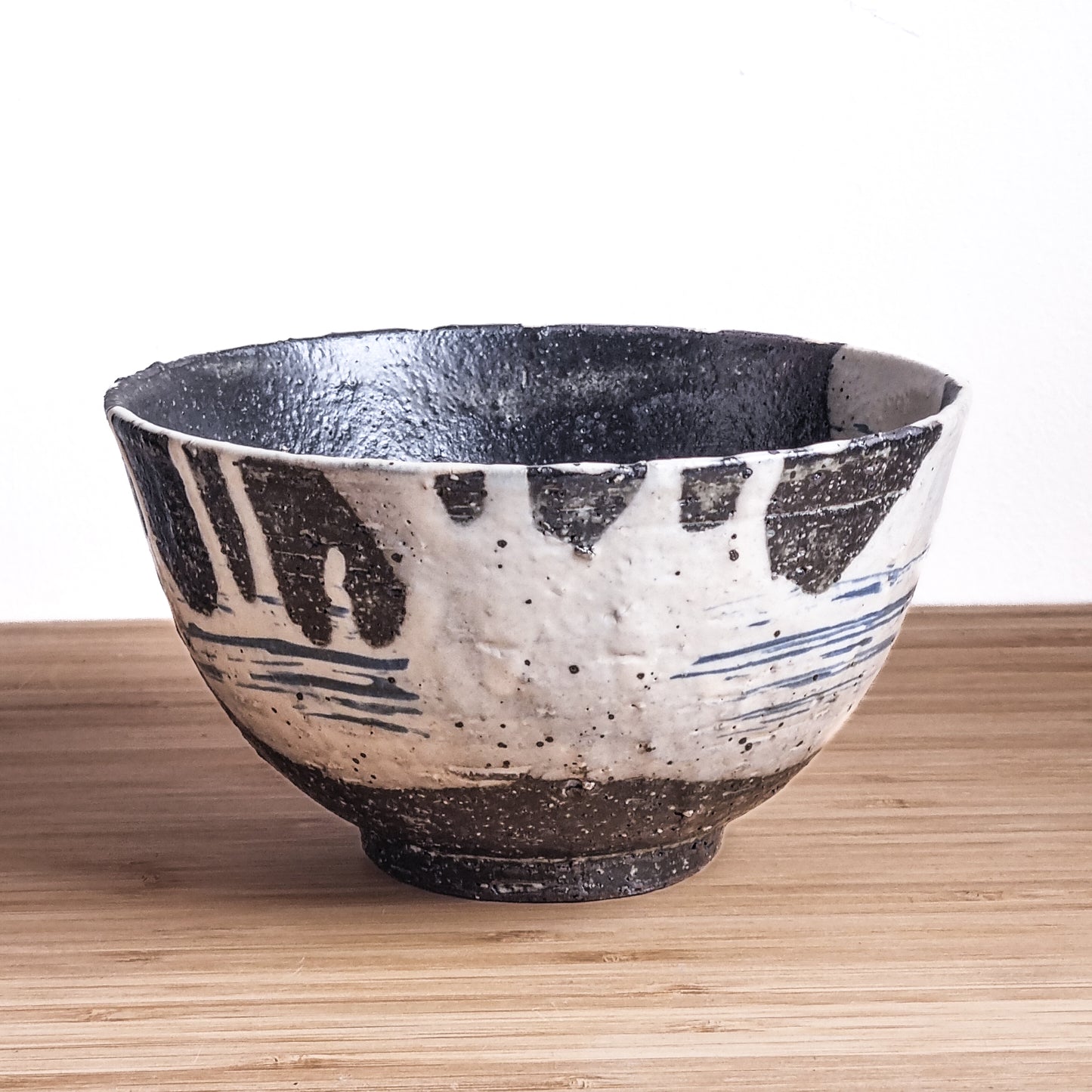 Shigaraki-ware Tidal Wave Bowl