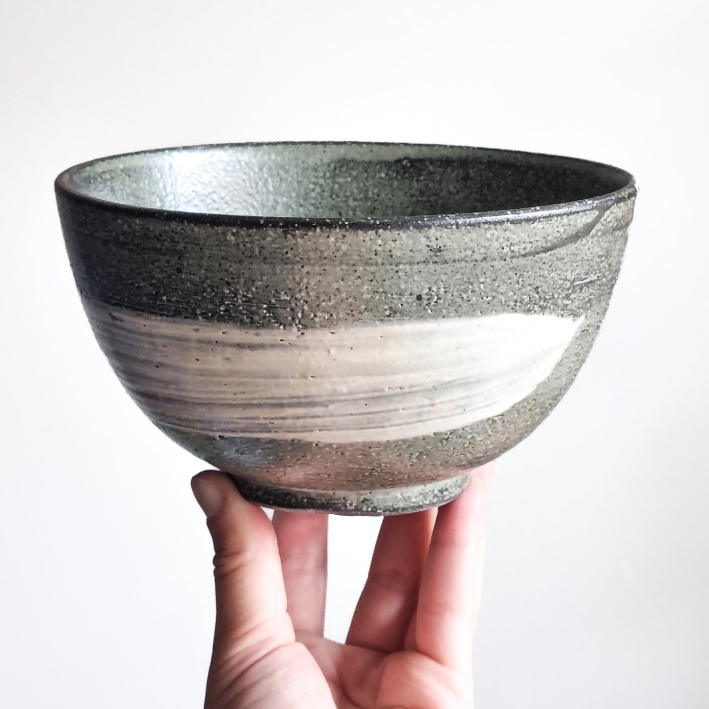 Shigaraki Ware Kuroiso Acorn Bowl