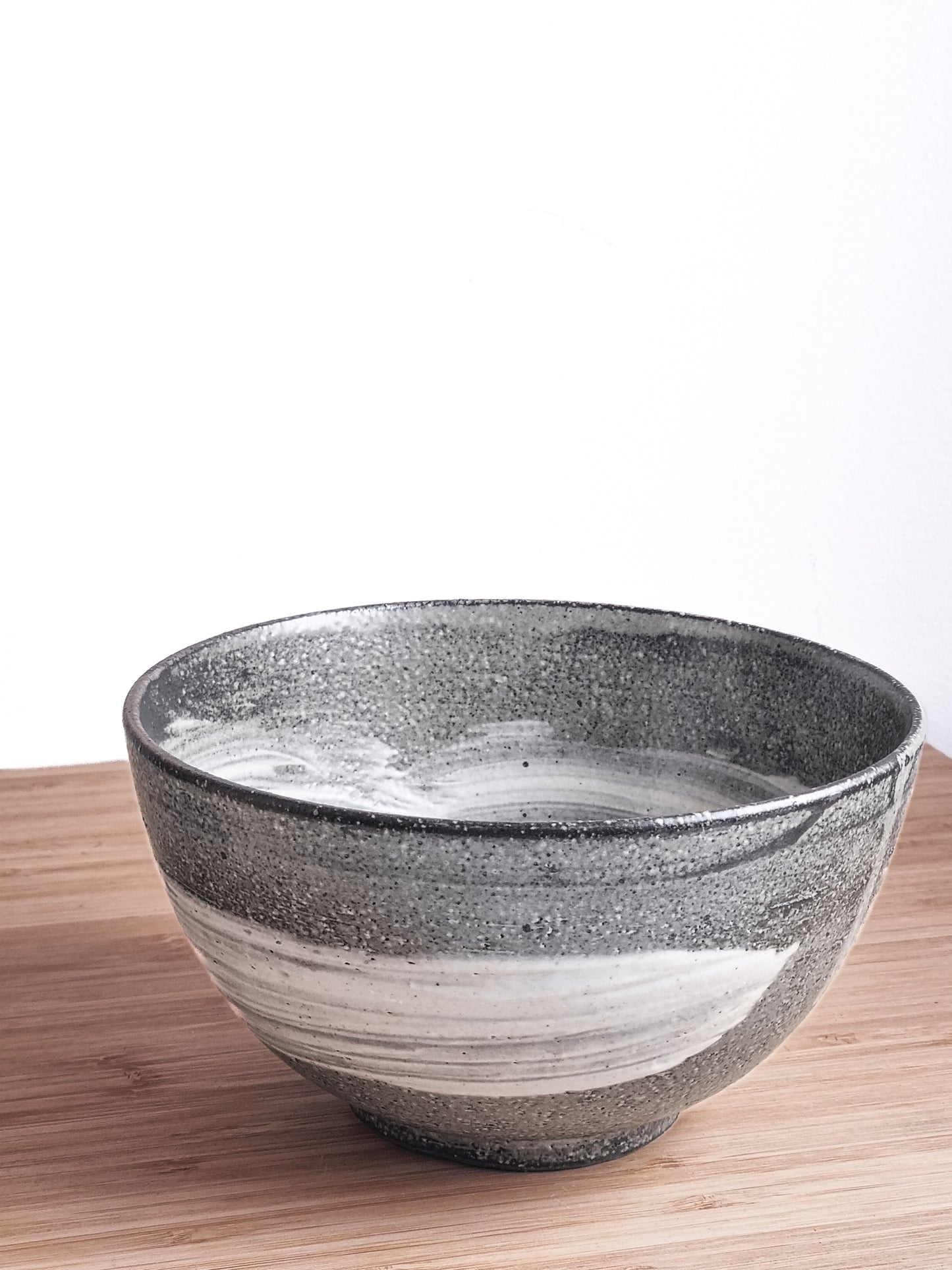 Shigaraki Ware Kuroiso Acorn Bowl