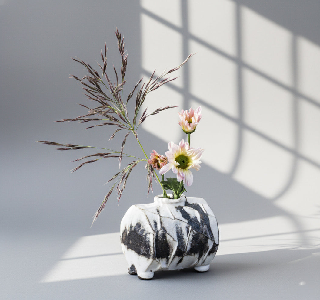Shigaraki Ware Flower Vase