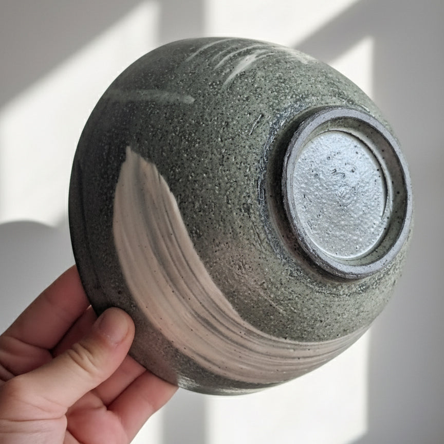 Shigaraki Ware Kuroiso Acorn Bowl