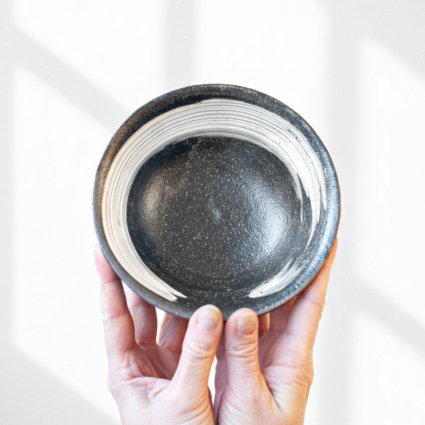 Enso Brushed Shigaraki Ware Bowl