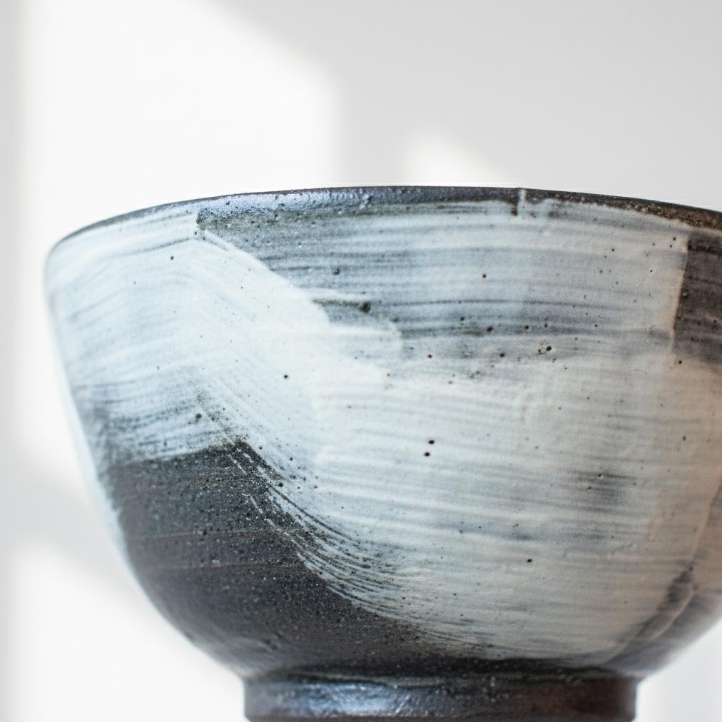 Japanese Hechimon Shigaraki-ware Donburi Bowl