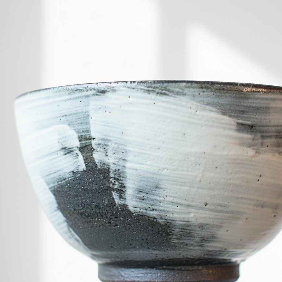 Japanese Hechimon Shigaraki-ware Donburi Bowl