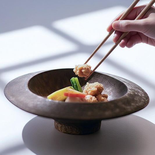 Minimalist Japanese Mukōzuke Black Gold Crystal Warp Bowl with Wide Flange Rim | Mino Ware, Sleek Wabi-Sabi Dinnerware [Pre-Order]