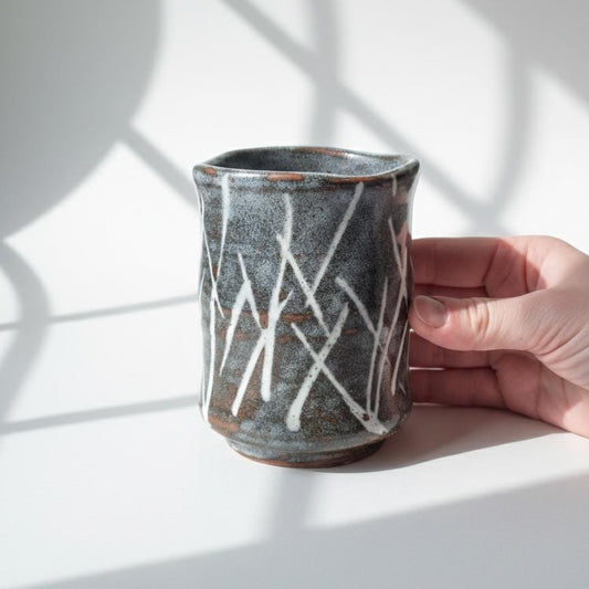 Handmade Mino-yaki Yunomi Teacup | Iguchi Shirakaba Stripe Gray | Hand-Painted Nezumi Shino Art Pottery [Made-to-Order]